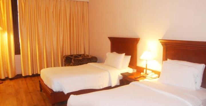 Hotel The Royal Plaza Gangtok Esterno foto