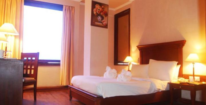 Hotel The Royal Plaza Gangtok Esterno foto