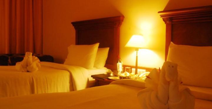 Hotel The Royal Plaza Gangtok Esterno foto