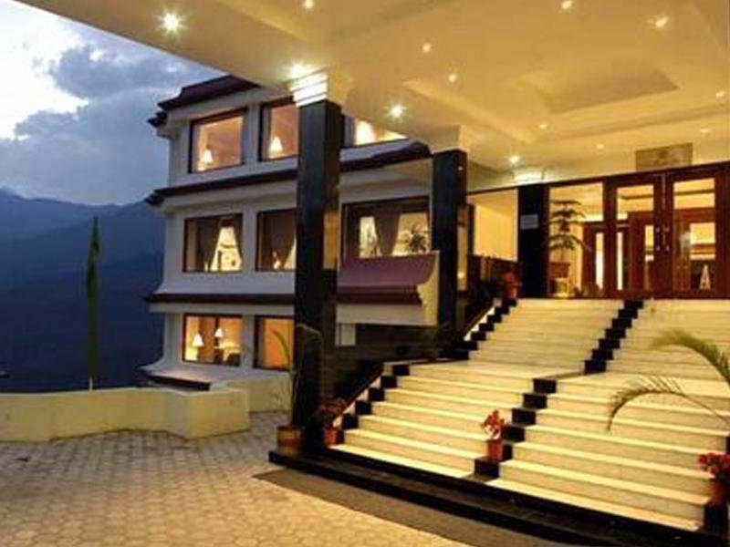 Hotel The Royal Plaza Gangtok Esterno foto
