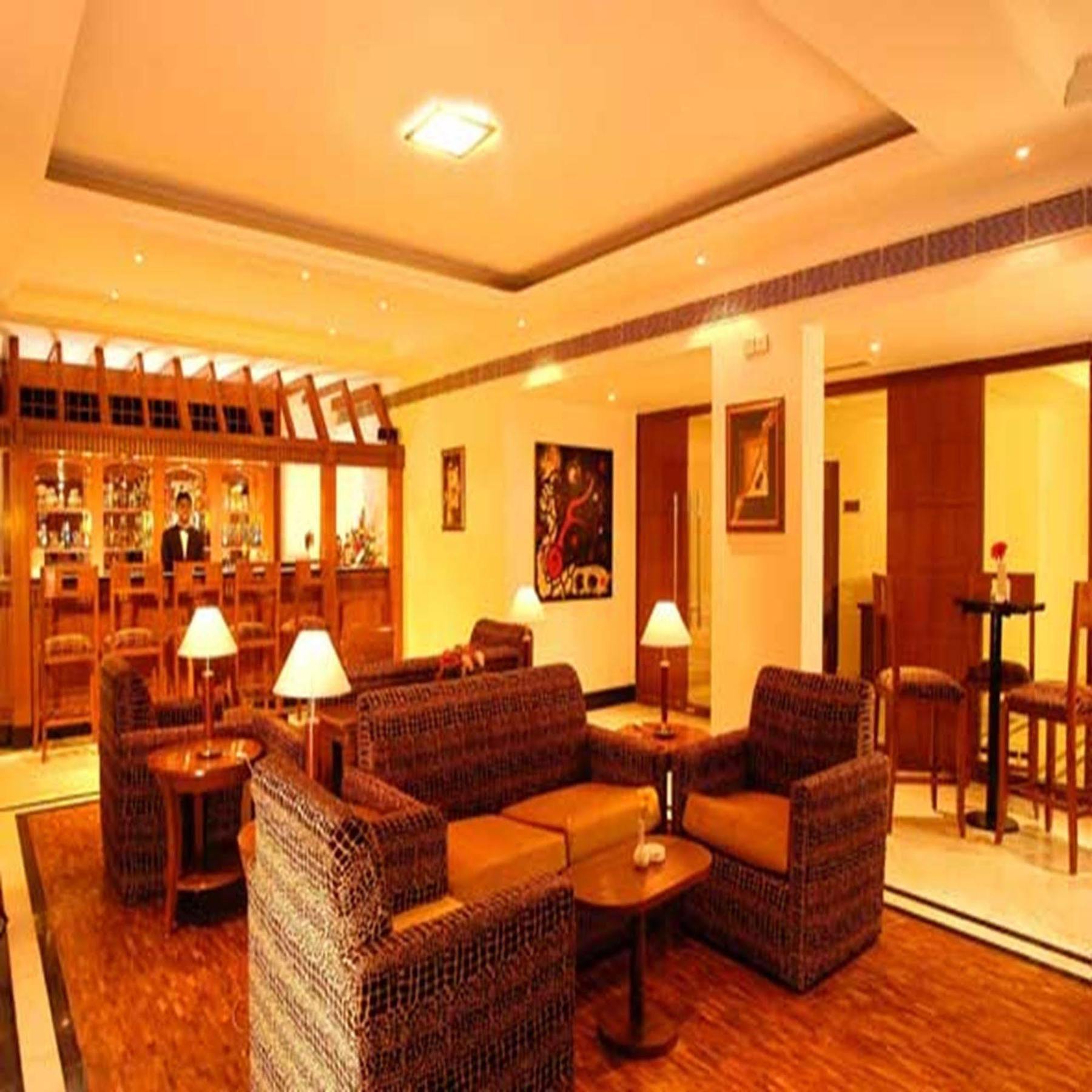 Hotel The Royal Plaza Gangtok Esterno foto